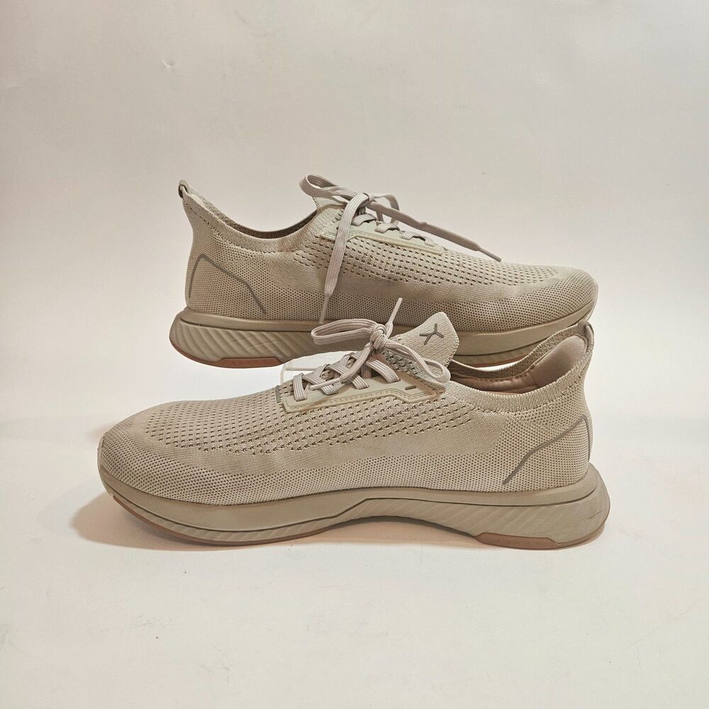 Flux Adapt Runner Sand Gum Mens Size 11 Womens Size 12.5 Barefoot Running Shoes